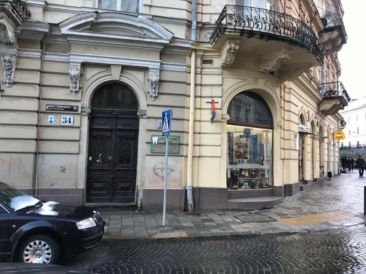Apartments On Shevchenko Avenue Leópolis Exterior foto